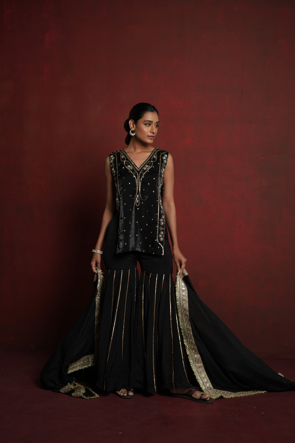 Trisha suit Black
